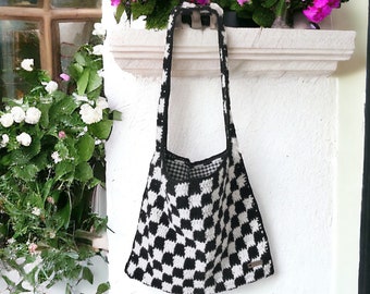 Crochet Checkered Shoulder Bag: Handmade Cotton Tote