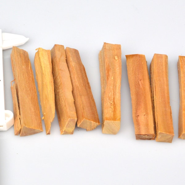Varitas de incienso de sándalo de Timor, sándalo amarillo natural, para meditación, oración y para quemar (30 gramos)
