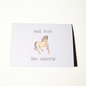 Tarjeta real de los hombres como los unicornios