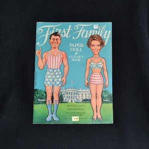 Vintage 1981 Reagan First Family  Paper Doll and Cut-Out Book  UNCUT