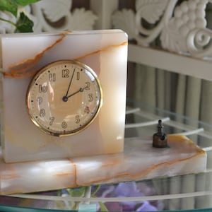Vintage Onyx Lux Desk Clock with Pen Holder