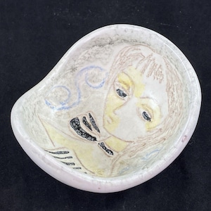 Signed Marcello Fantoni for Raymor Small Art Pottery Bowl Woman 3 1/2