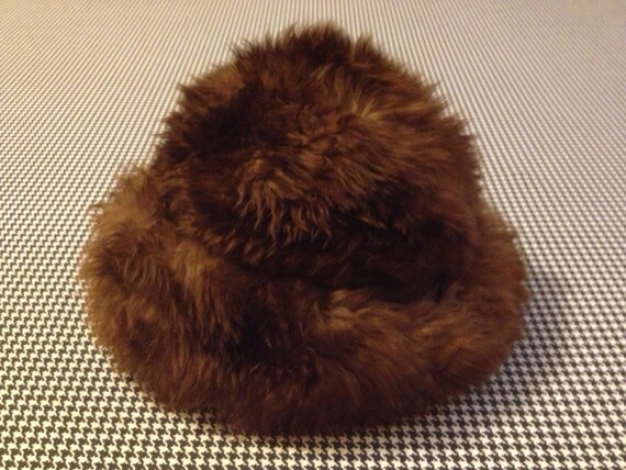 1960's, dyed Italian lambskin hat, Adult size - image 2