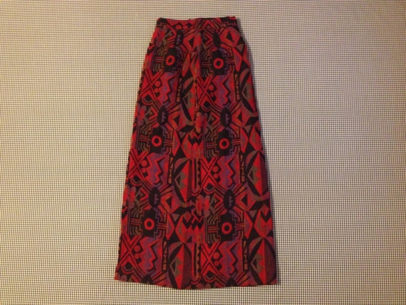 1960's woven tapestry maxi-skirt in black red | Etsy