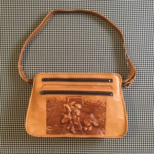 3D bullfighter purse, in tan leather.  100% genuine leather