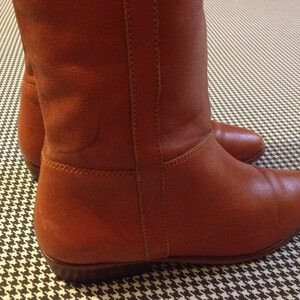 1970's, rusty brown leather, pull-up, boots by Hippopotamus, Women's size 6 image 3