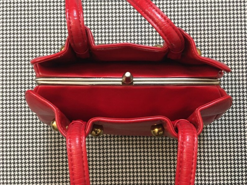 1960's Vinyl Old Lady Handbag in Bright Red With Brass - Etsy