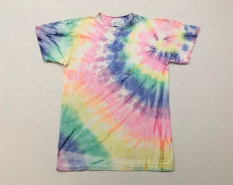 1980's, cotton, tie-dye, tee, in rainbow pastels