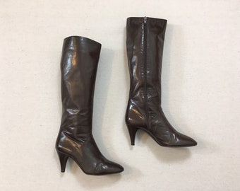 1980's, pump heel, knee high, leather boots, in espresso bean, by Bruno Magli, Women's size (US) 9 B