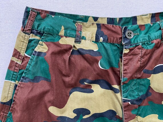 1995, pleated front, cargo, pants in camouflage - image 3
