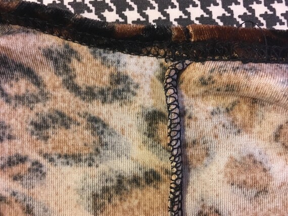 Velour, leopard print, capri length, unitard/body… - image 3