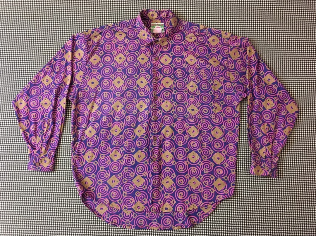 1980's Button Up Collar Shirt in Purple With Pink - Etsy