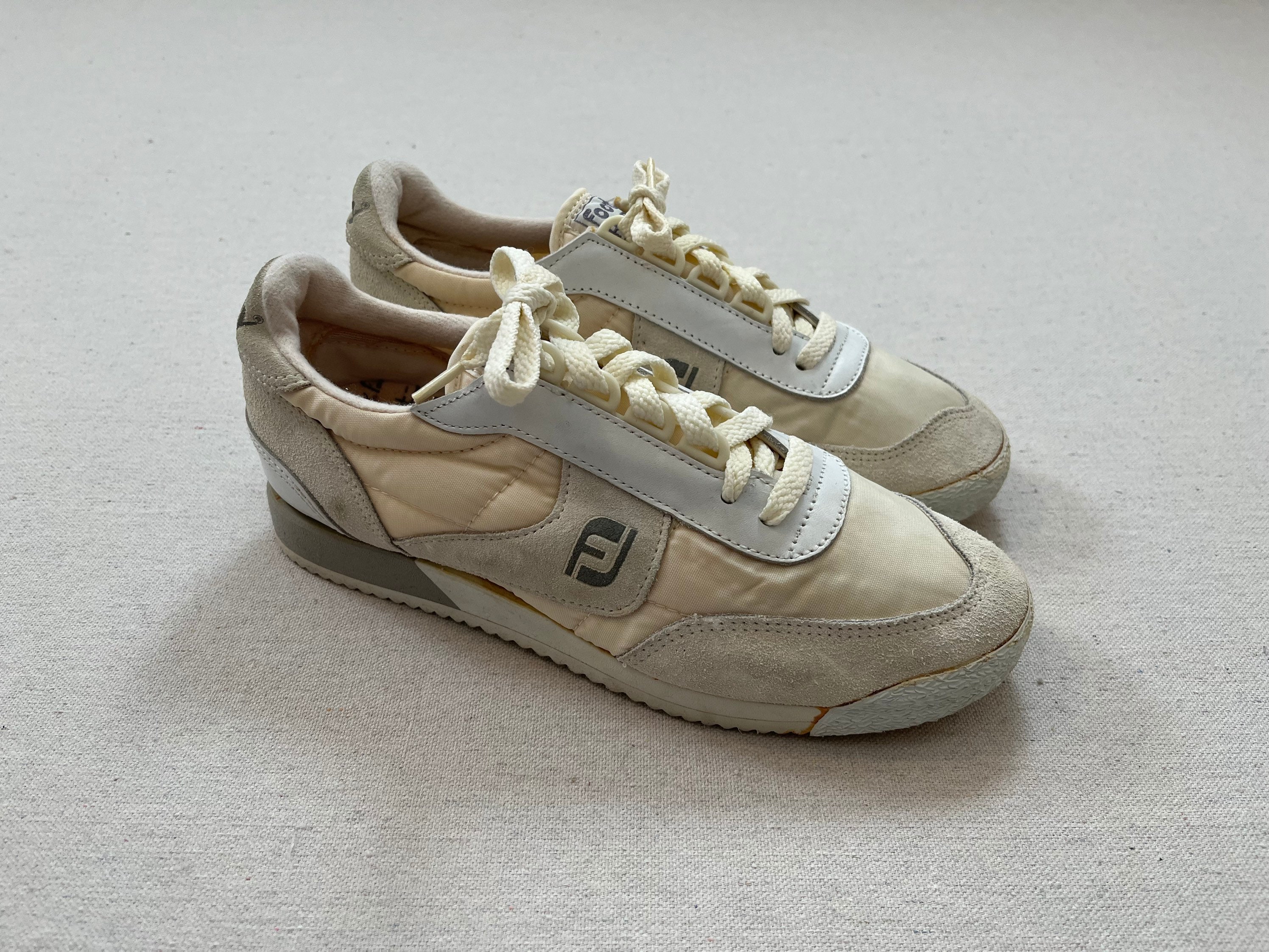 1980's Foot-joy Sneakers in Off-white With Gray - Etsy Denmark
