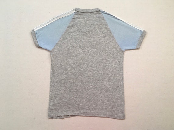 1980's, V-neck, mesh trim tee in heather gray wit… - image 7