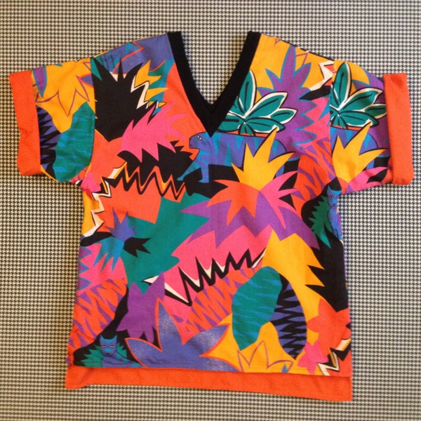 1980's, reversible, abstract jungle print, V-neck, roll sleeve shirt, Women size Medium