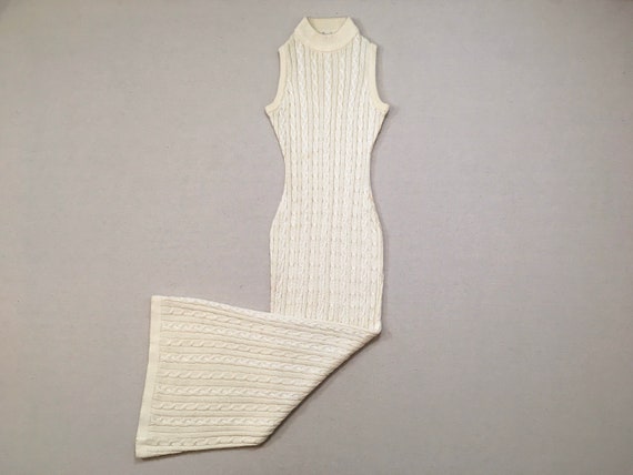 1990's, sleeveless, mock turtleneck, silky, cable