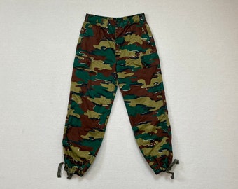 1995, façade plissée, cargo, pantalon en camouflage