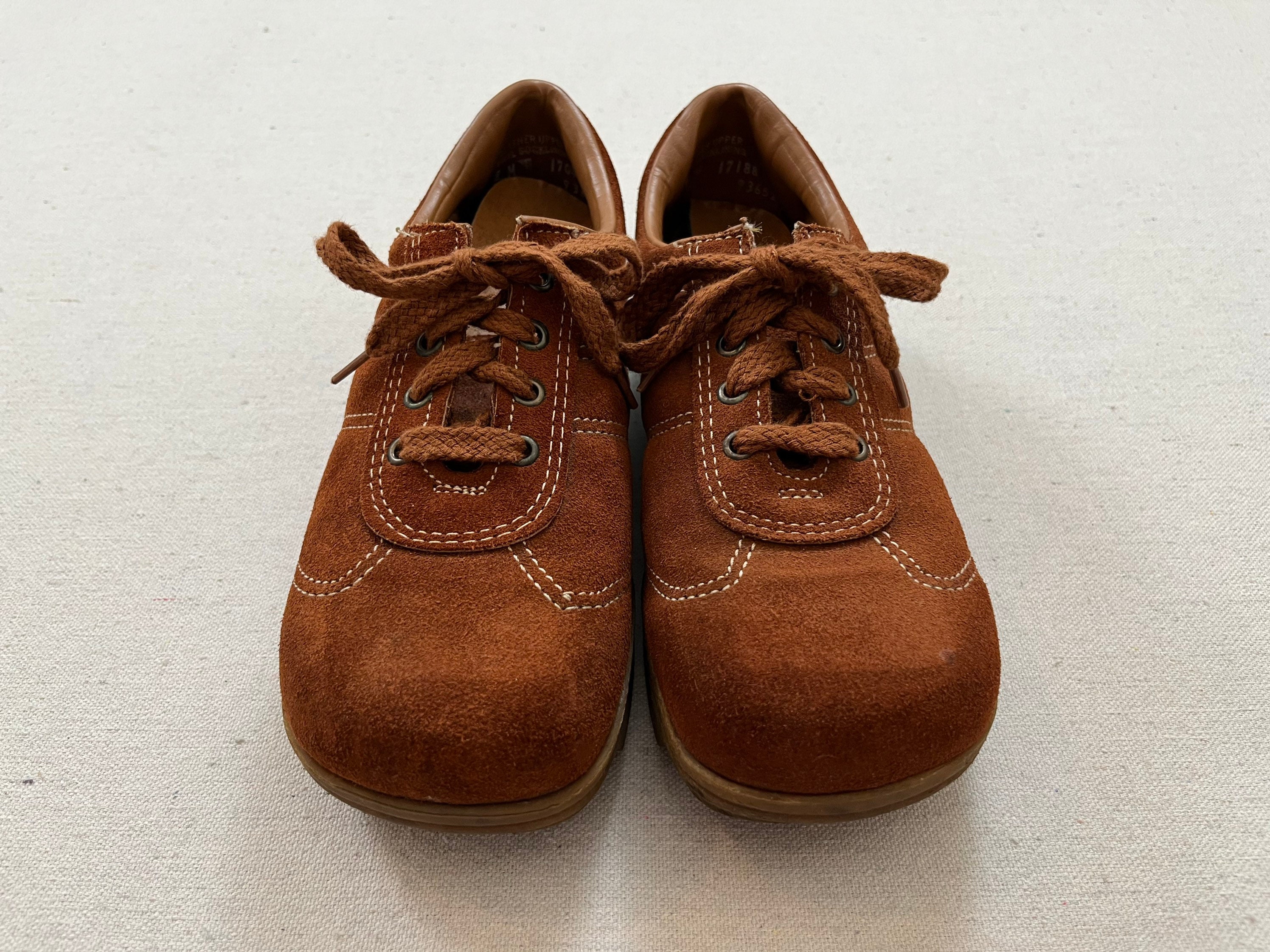 Earth shoes from the 8's sale