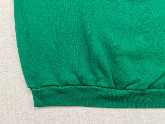 1980's, sweatshirt in green, with puffy cat in bl… - image 7