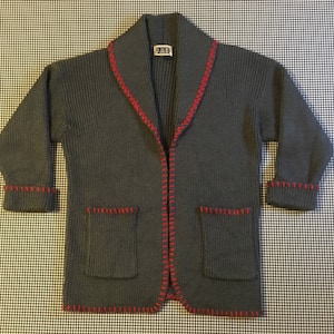 1990’s, mohair blend, no close, cardigan, in gray, with red trim, Women’s size Medium