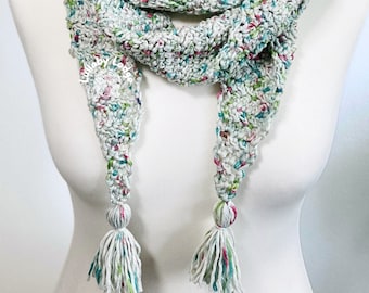 Pretty Crochet Scarf Pattern, Give Your Neck A Spring Embrace, Instant digital download...