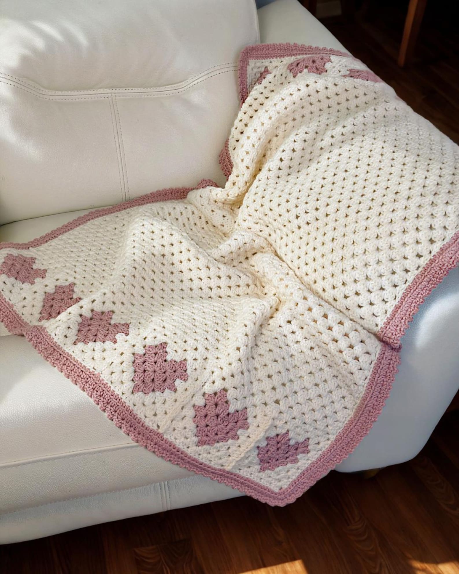 Crochet Pattern & Video Tutorial for a Heart Granny Square Baby Blanket ...