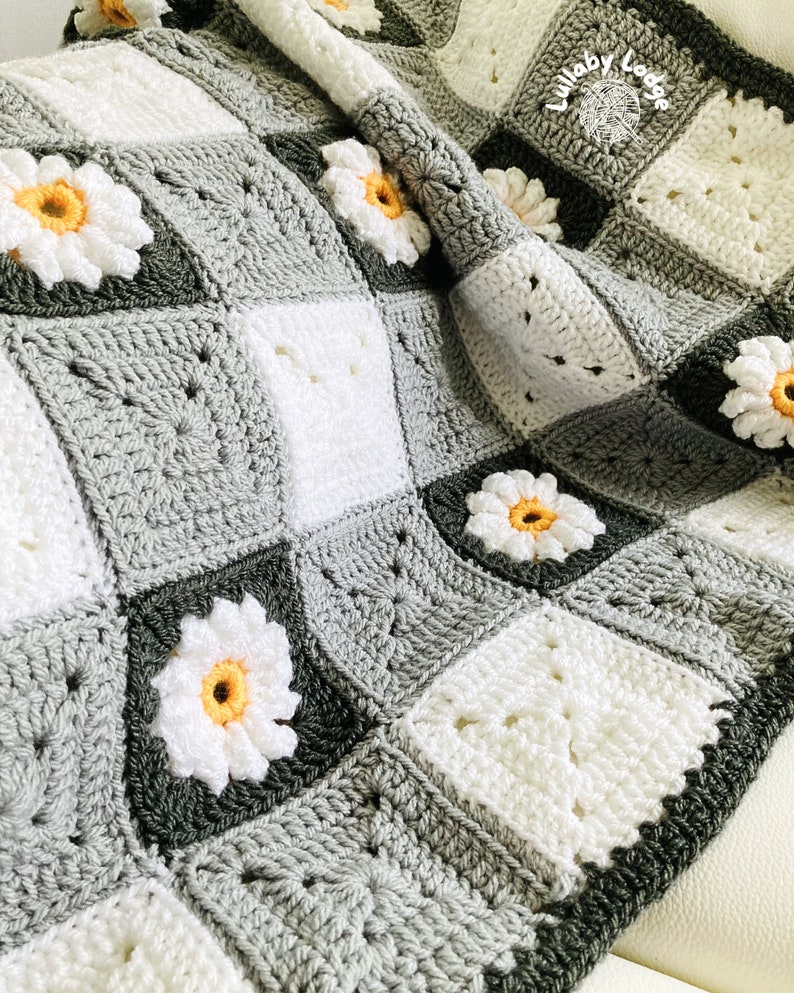 PDF PATTERN Make this pretty Gingham & Daisies crochet granny squares baby blanket Flower motifs Instant digital download... image 5