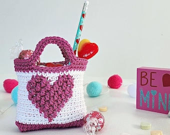 Crochet Treat Bag Pattern, Valentine's Day Treat Bags for Kids, Valentine Crochet Pattern, 18" Doll Bag Pattern, Crochet Gift for Classmates