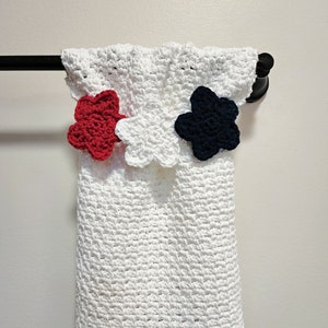 Crochet Towel Pattern, Stars & Stripes Hand Towel, Crochet Hand Towel Pattern, Keyhole Towel, Stay Put Towel Pattern, INSTANT DOWNLOAD PDF