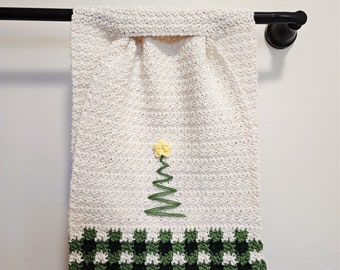 Crochet Towel Pattern, O' Christmas Tree Crochet Keyhole Towel Pattern, Crochet Keyhole Towel Pattern, Stay Put Towel, INSTANT DOWNLOAD PDF