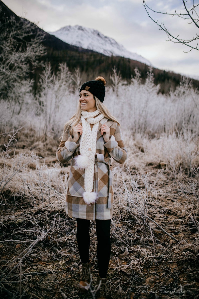 Crochet Pattern: Winter's Edge Scarf, One Size, Easily Adjustable, Permission to sell finished items image 1