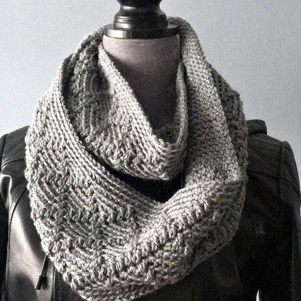 Crochet Pattern: Diamonds Crochet Cowl & Infinity Scarf, Permission sell finished items, Instant Download