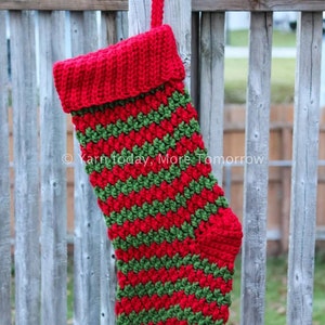 Crochet Pattern: Jolly Textures Christmas Stockings image 5