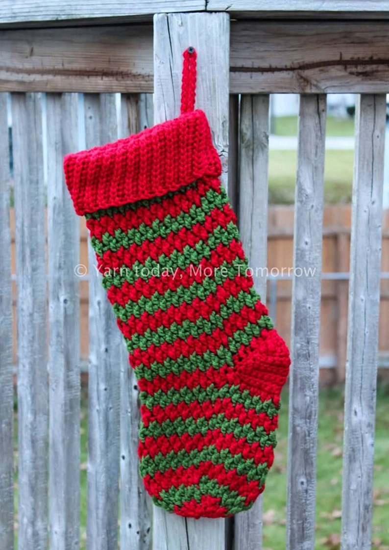 Crochet Pattern: Jolly Textures Christmas Stockings image 5