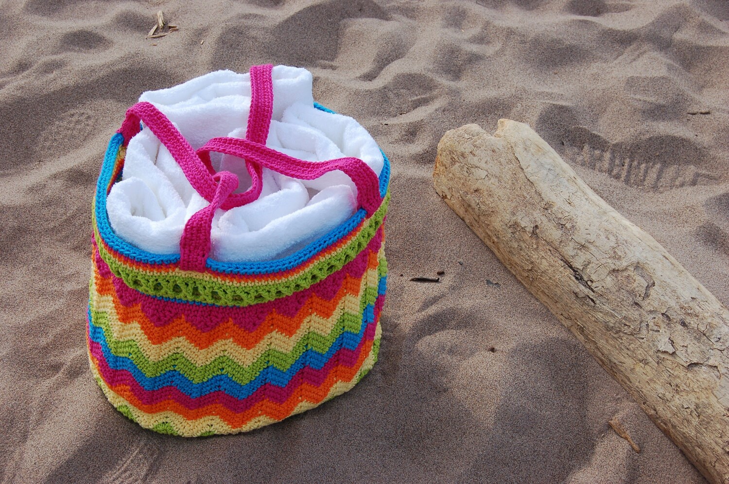 Crochet Pattern: Chasing Chevrons Yarn & Beach | Etsy