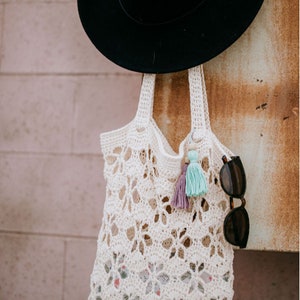 Summer Breeze Tote Bag Crochet Pattern, PDF DIGITAL DOWNLOAD Crochet Pattern, crochet tote bag pattern, Instant Download image 1