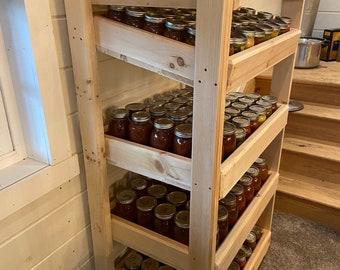 Food Storage Friday #26: Making Mason Jar Shelves out of Pallets