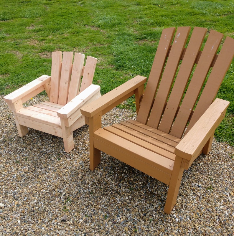 Plany krzeseł Adirondack 2x4 w rozmiarze dziecięcym — idealny rozmiar dla dzieci! zdjęcie 4