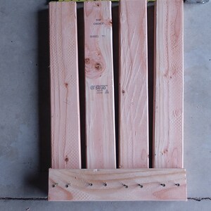 Plany krzeseł Adirondack 2x4 w rozmiarze dziecięcym — idealny rozmiar dla dzieci! zdjęcie 8