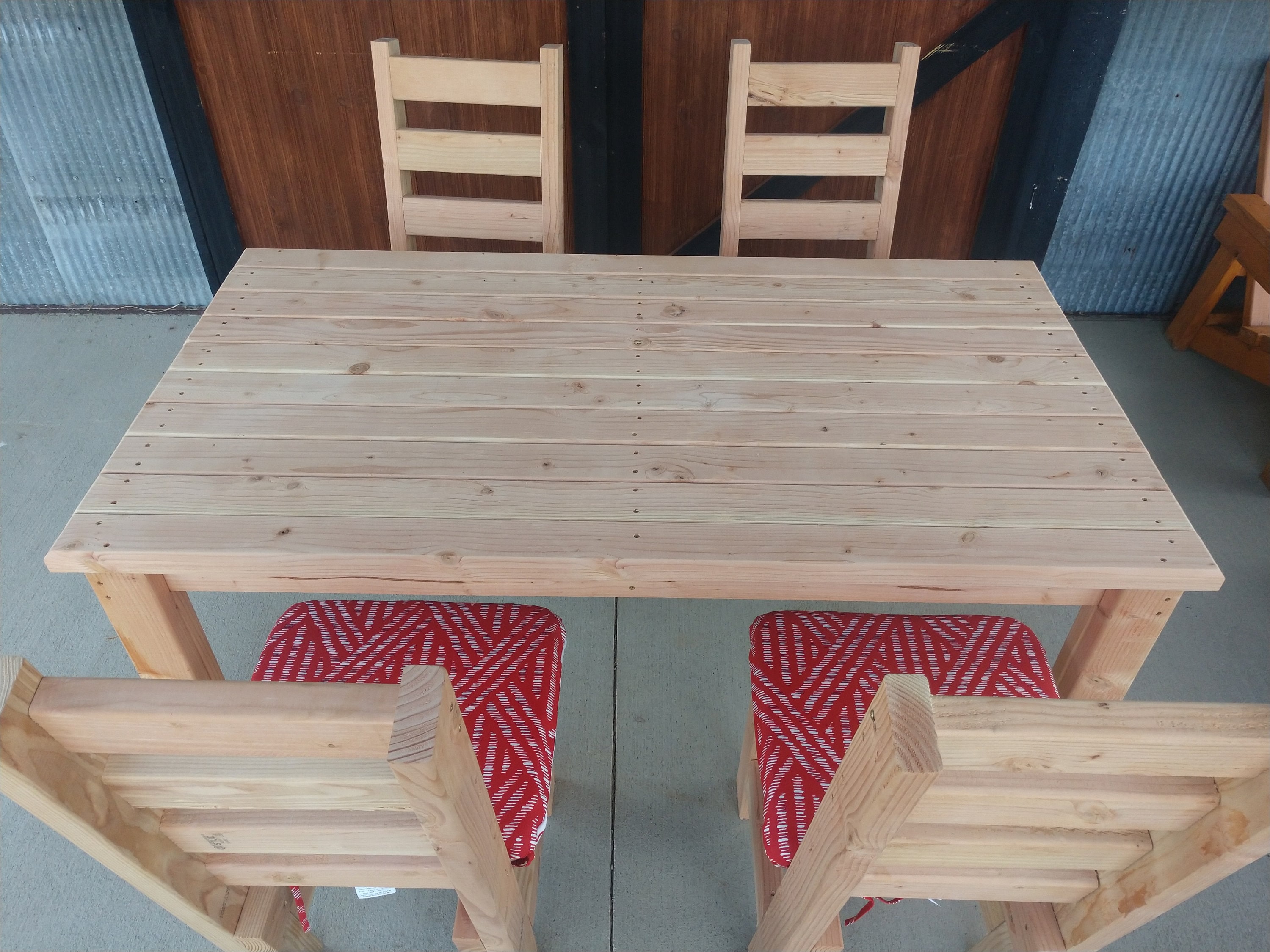 2 x 4 patio-veranda tafel- en stoelsetplannen - eenvoudige, gemakkelijke  plannen voor een ongelooflijk goedkope en mooie doe-het-zelf terrastafel  gemaakt van 2x4's! - Etsy België, image size:3000x2250