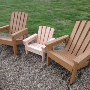 Plany krzeseł Adirondack 2x4 w rozmiarze dziecięcym — idealny rozmiar dla dzieci! zdjęcie 9