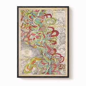 Könnte beinhalten: Gerahmter Vintage-Karten-Druck mit einem schwarzen Holzrahmen. Die Karte zeigt farbenfrohe, abstrakte, wirbelnde Muster in Rot-, Grün-, Gelb- und Blautönen. Die Karte hat ein detailliertes, gealtertes Aussehen mit Text und Linien.