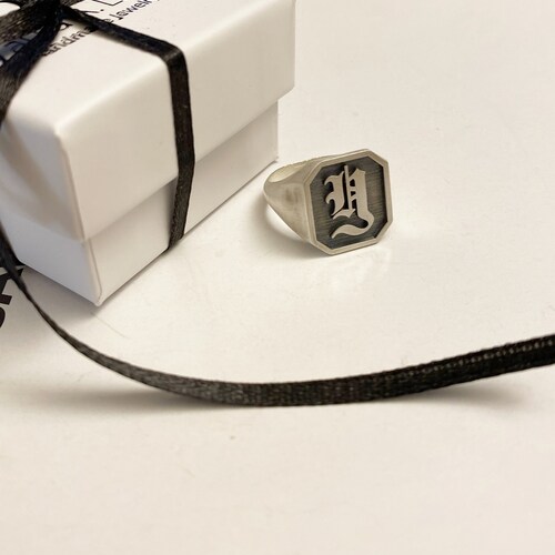 Silver Old English signet ring, Custom letter ring, personalized shops ring, Custom Signet Ring, Silver Signet Ring, Initial Signet Ring,