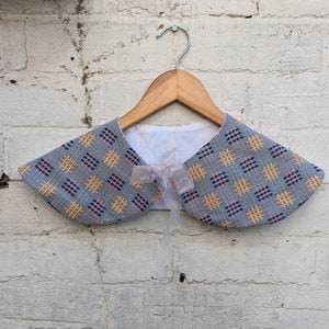 Handmade and embroidered Peter Pan collar , detachable collar