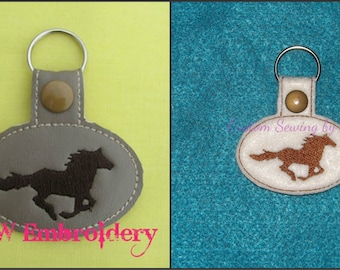 Sale New ITH Horse snap tab key chain or bag tag