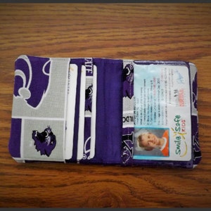 Venta 5.x7 pulgadas en el aro Male / Mens / Boys / Women / Girls Bifold wallet con opción de pestaña instantánea para niñas