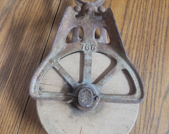 Antique Vintage  Industrial Wood Wooden Nautical Star Starline Hay Trolley Barn  Block Tackle Pulley