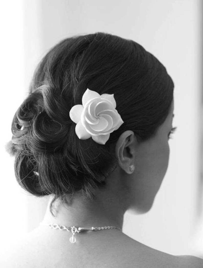 Bridal Fascinator, Bridal Hair Fascinator, Gardenia Fascinator, Wedding Headpiece, Bridal Hair Accessory, Wedding Hair Fascinator, Gardenia image 6