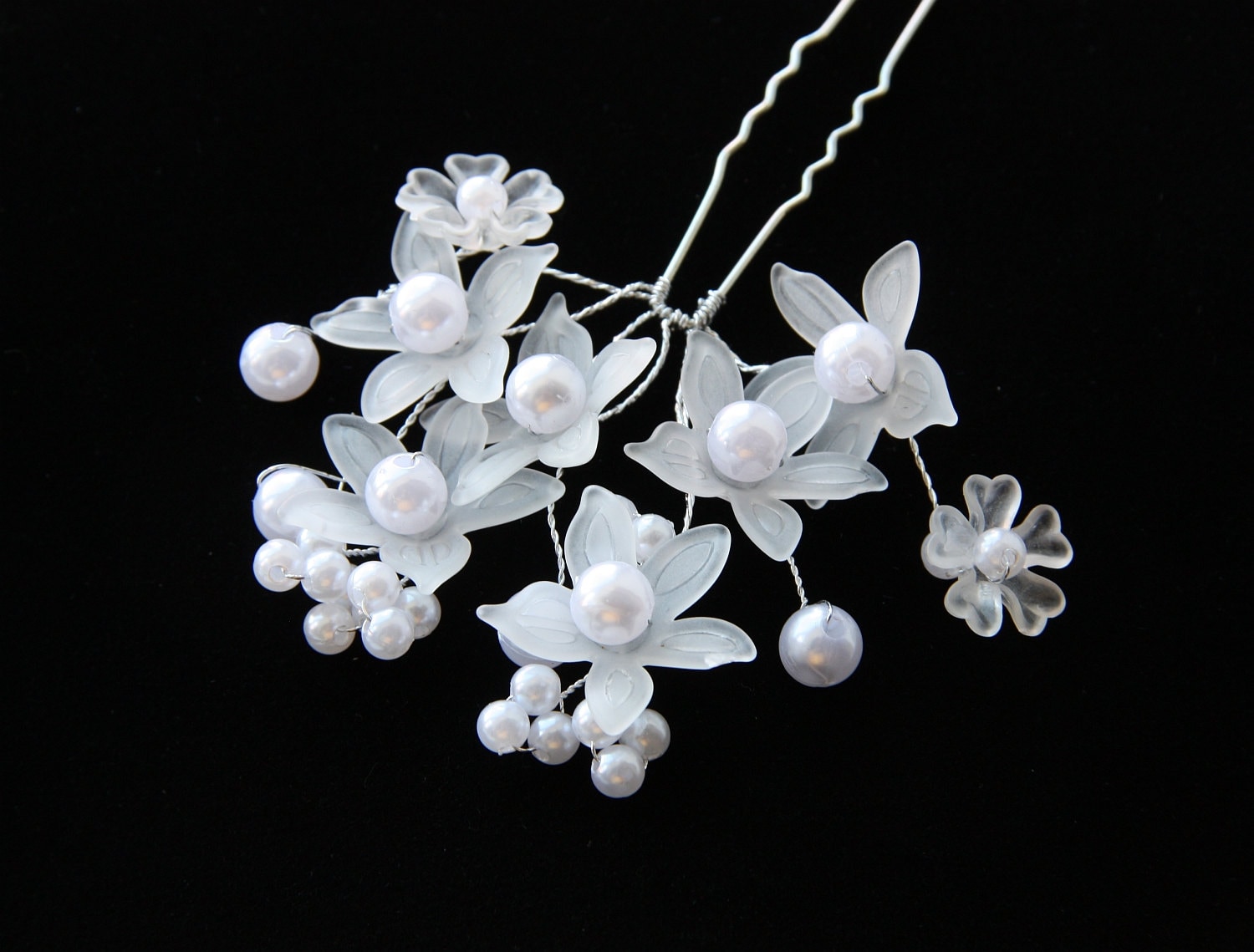 Set of 2 Bridal Hair Pins, Pearl Flower Hair Pins, Wedding Headpiece