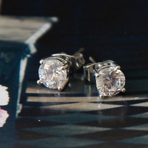 Brautjungfern Kristall Ohrringe, Kristall Ohrstecker, Brautjungfern Geschenk Ohrringe, Swarovski Ohrringe, Kristall Ohrstecker, Hochzeit Ohrringe